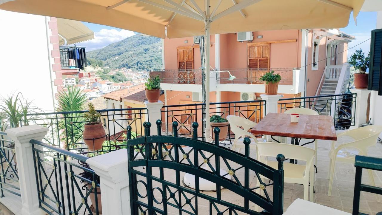 Odyssey Apartment Parga Bagian luar foto